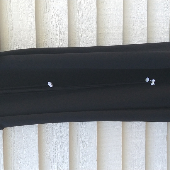 BETSY & ADAM BLACK CREPE  SPAGHETTI STRAP GOWN - Picture 3 of 9